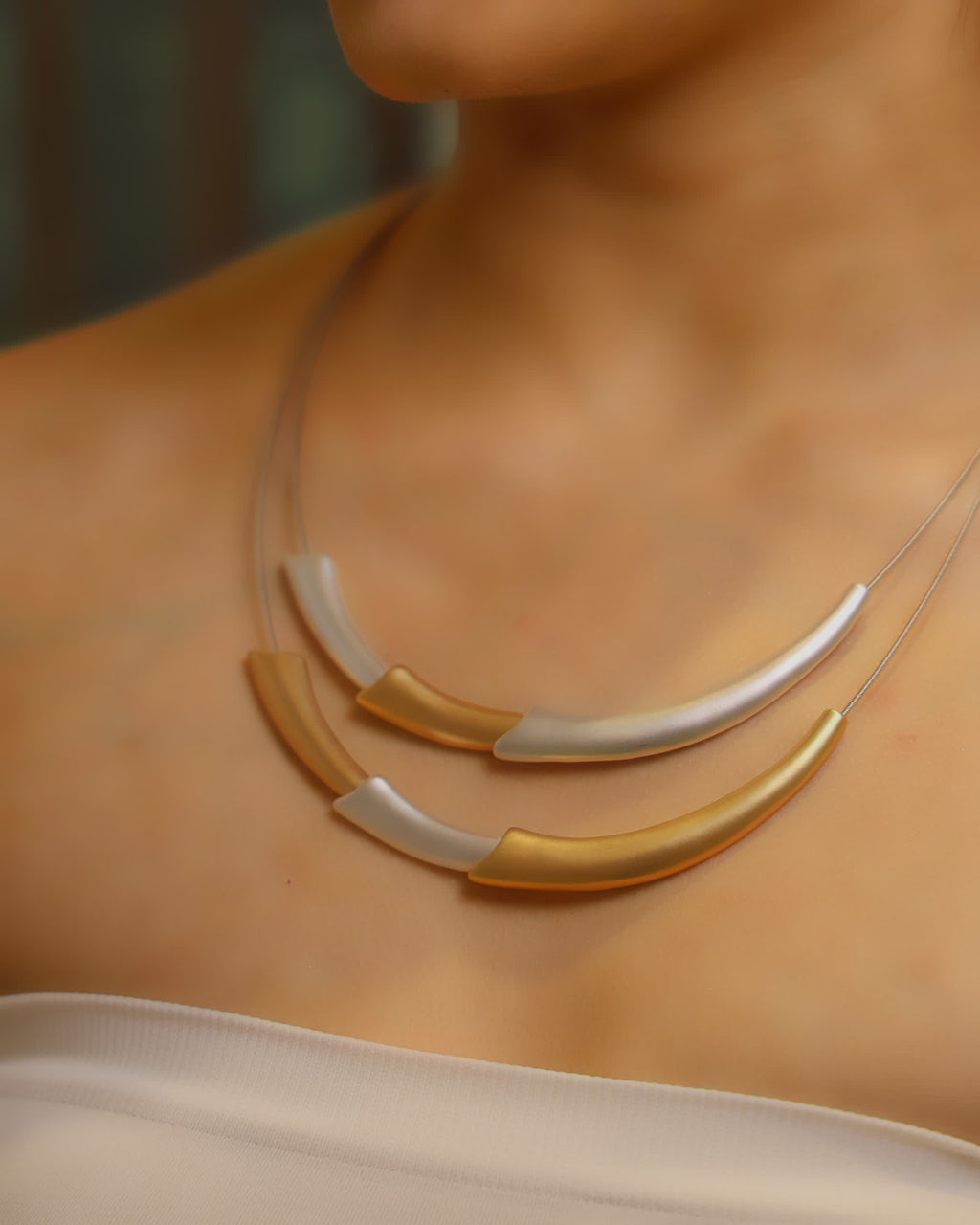 Dual Tone Hasli Necklace