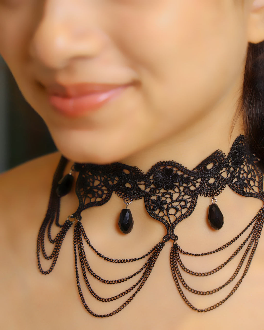 Lace Noir Choker