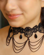 Lace Noir Choker