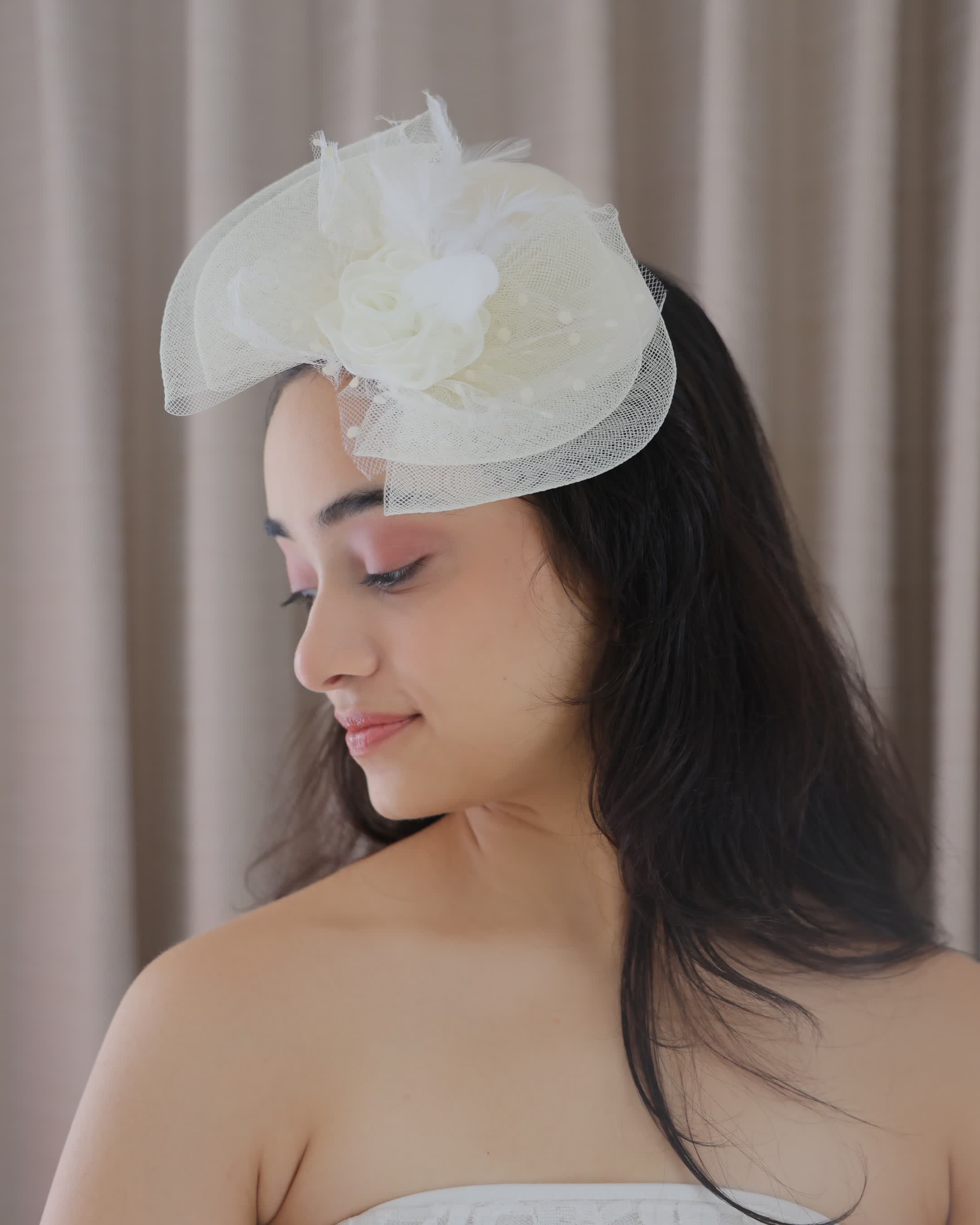 Off White Fascinator Hat