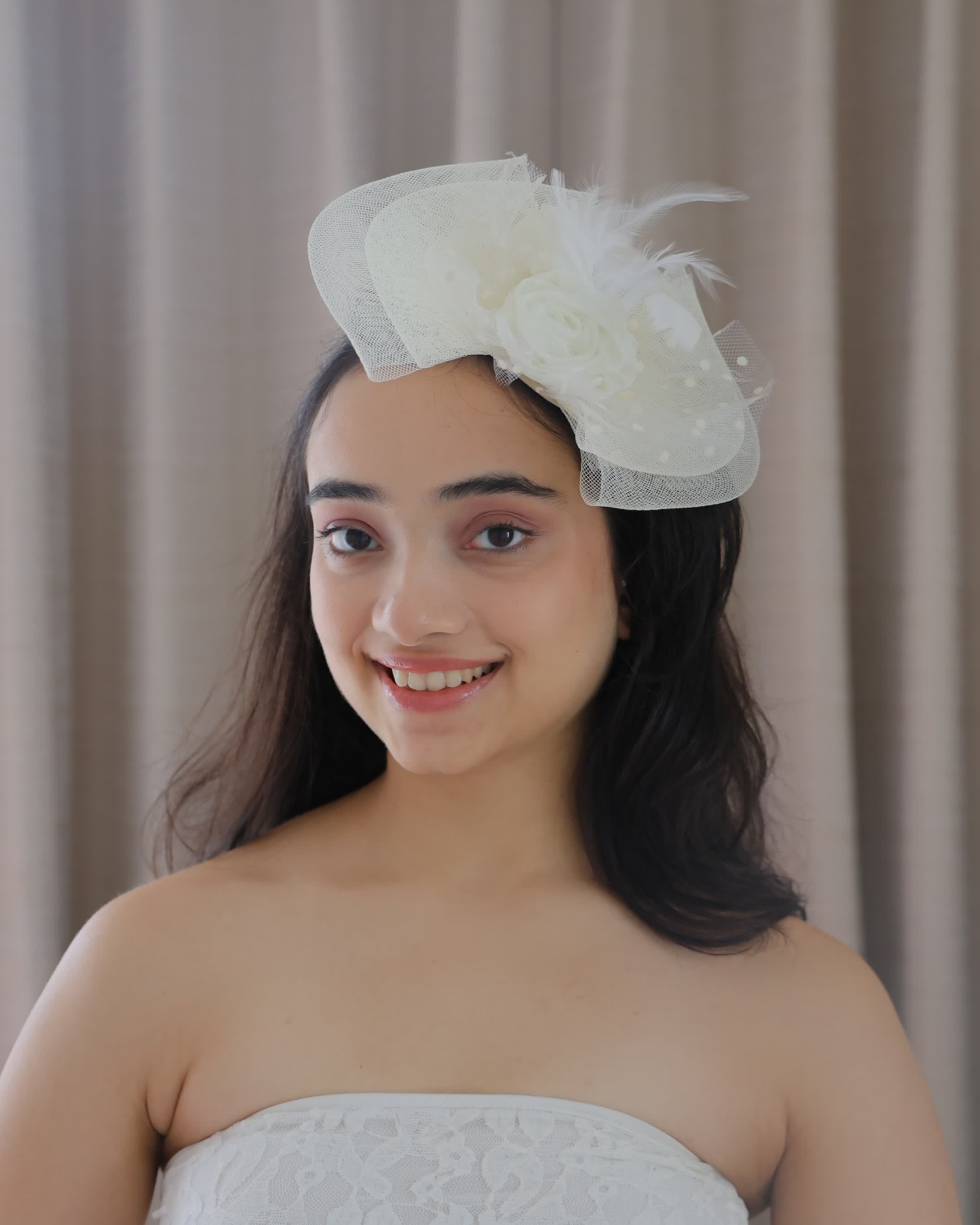 Off White Fascinator Hat