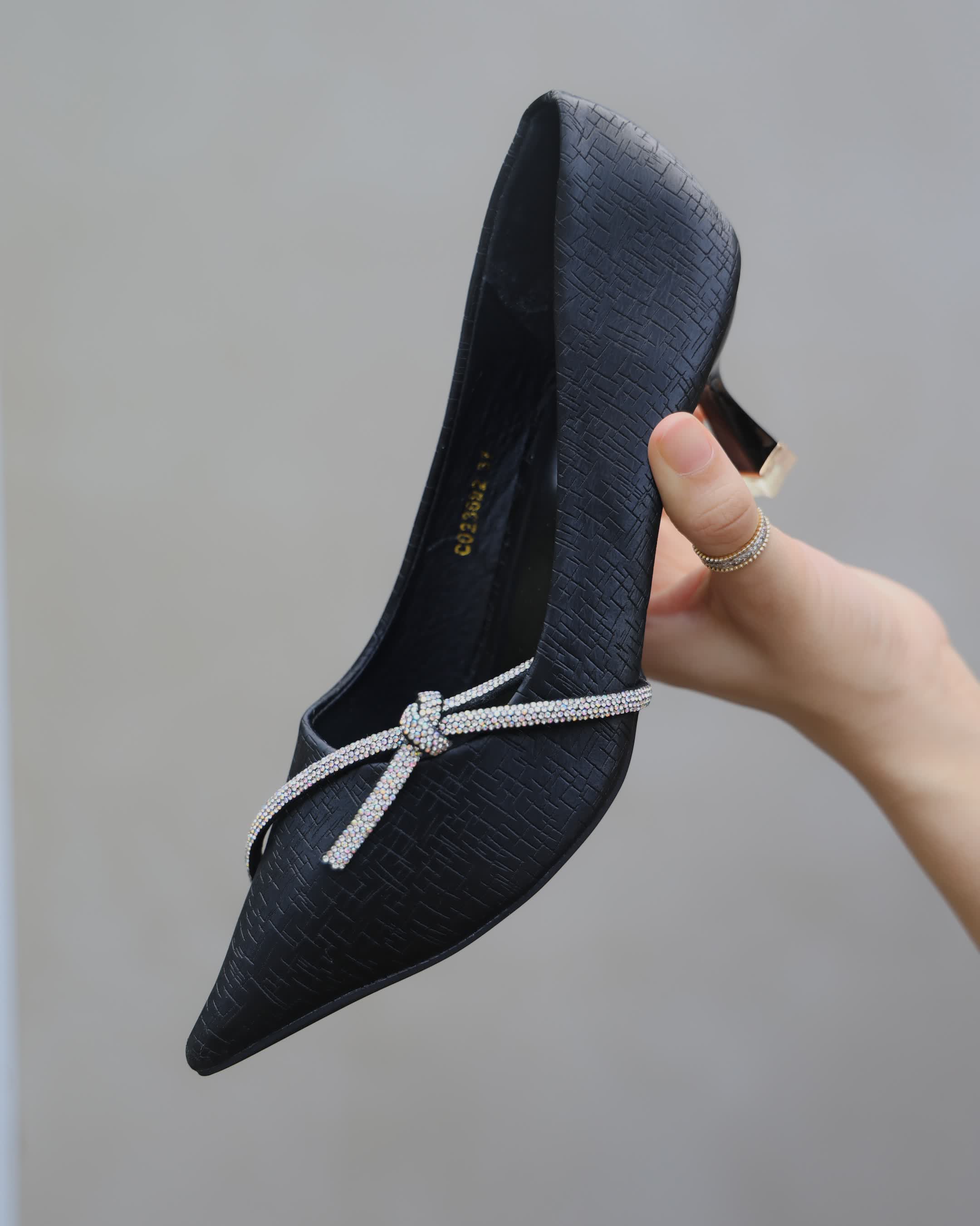 Black Diamond Stilletos