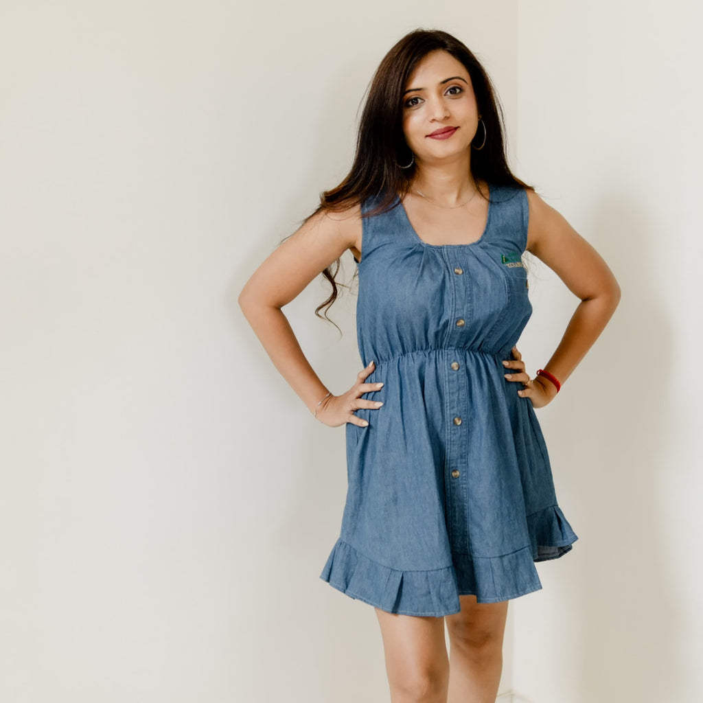 Short denim dress