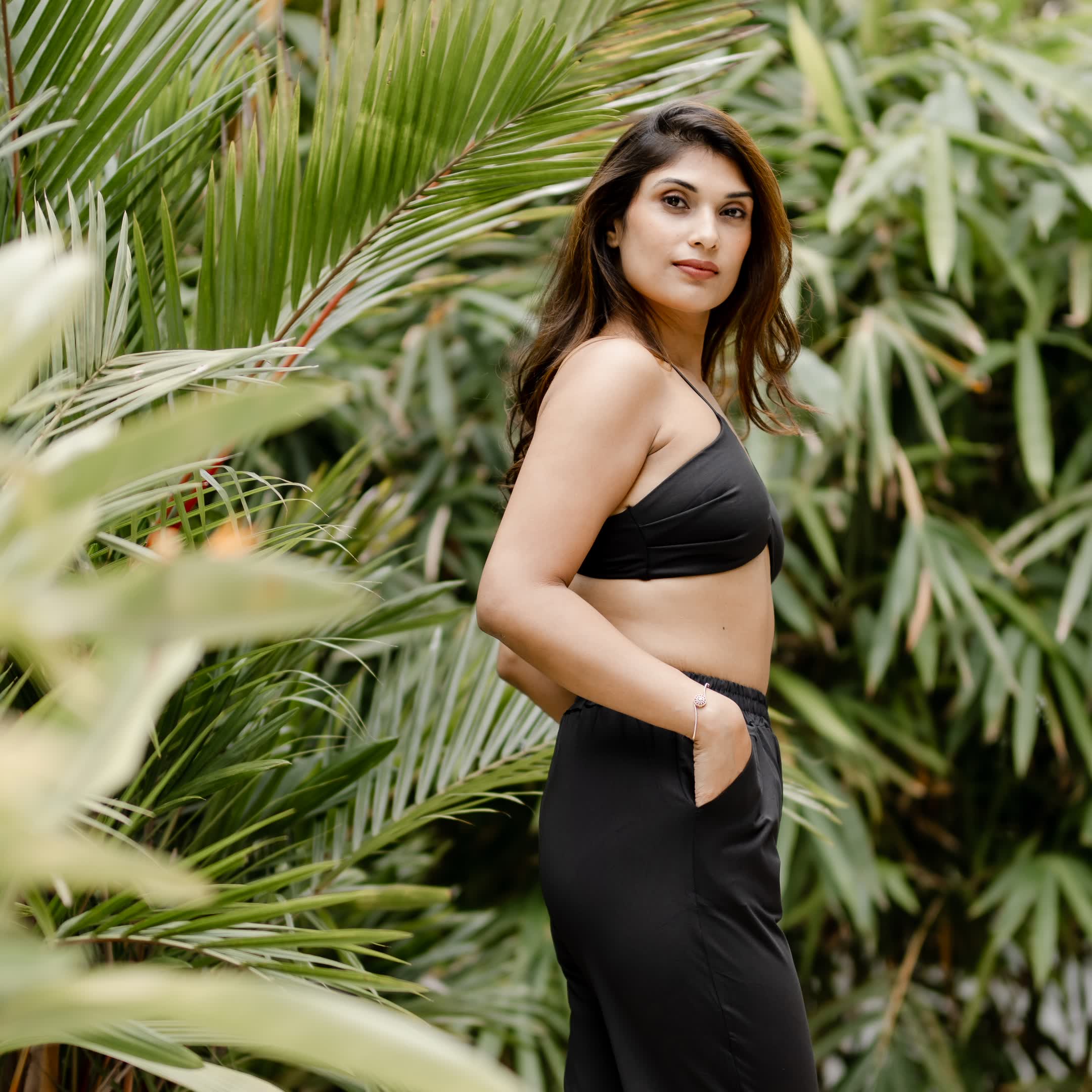 Noir top with lycra pants