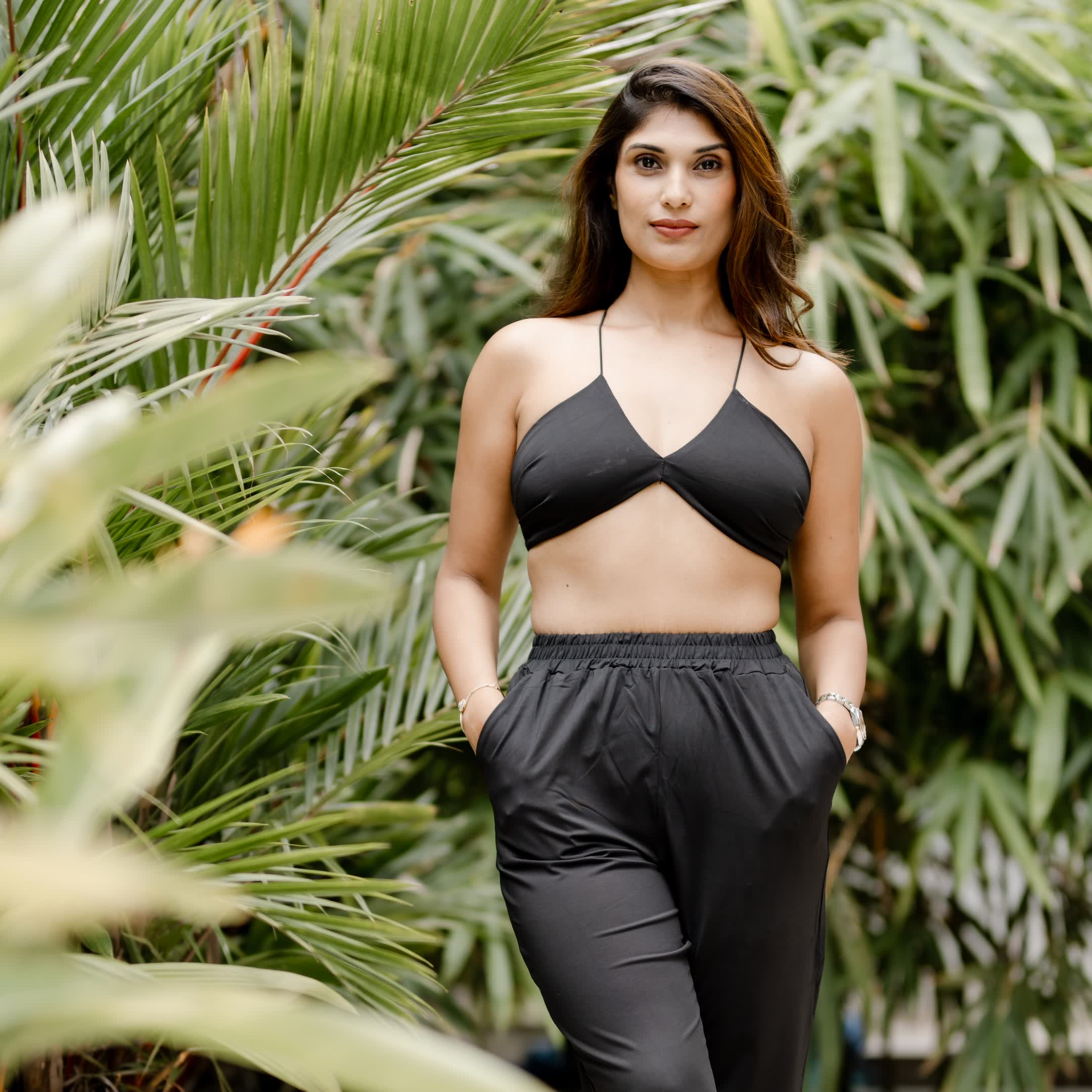 Noir top with lycra pants